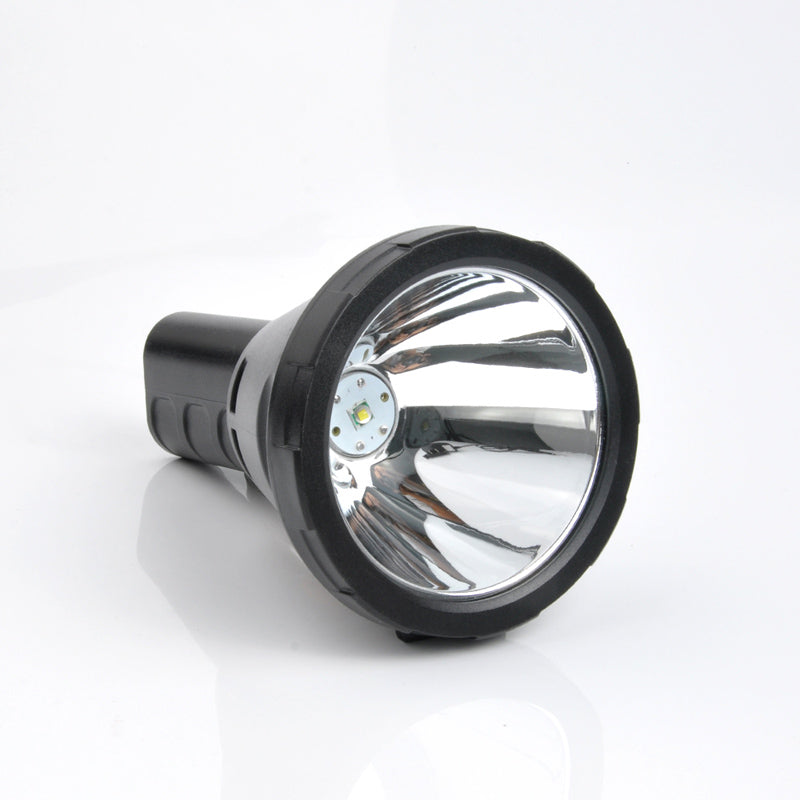 Strong light flashlight